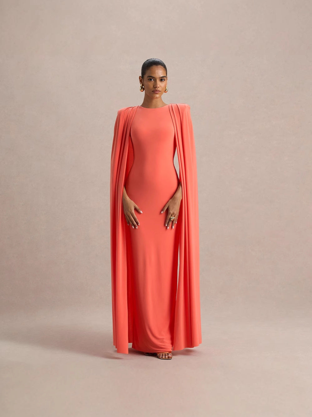 Pleated Round Neck Long Dress